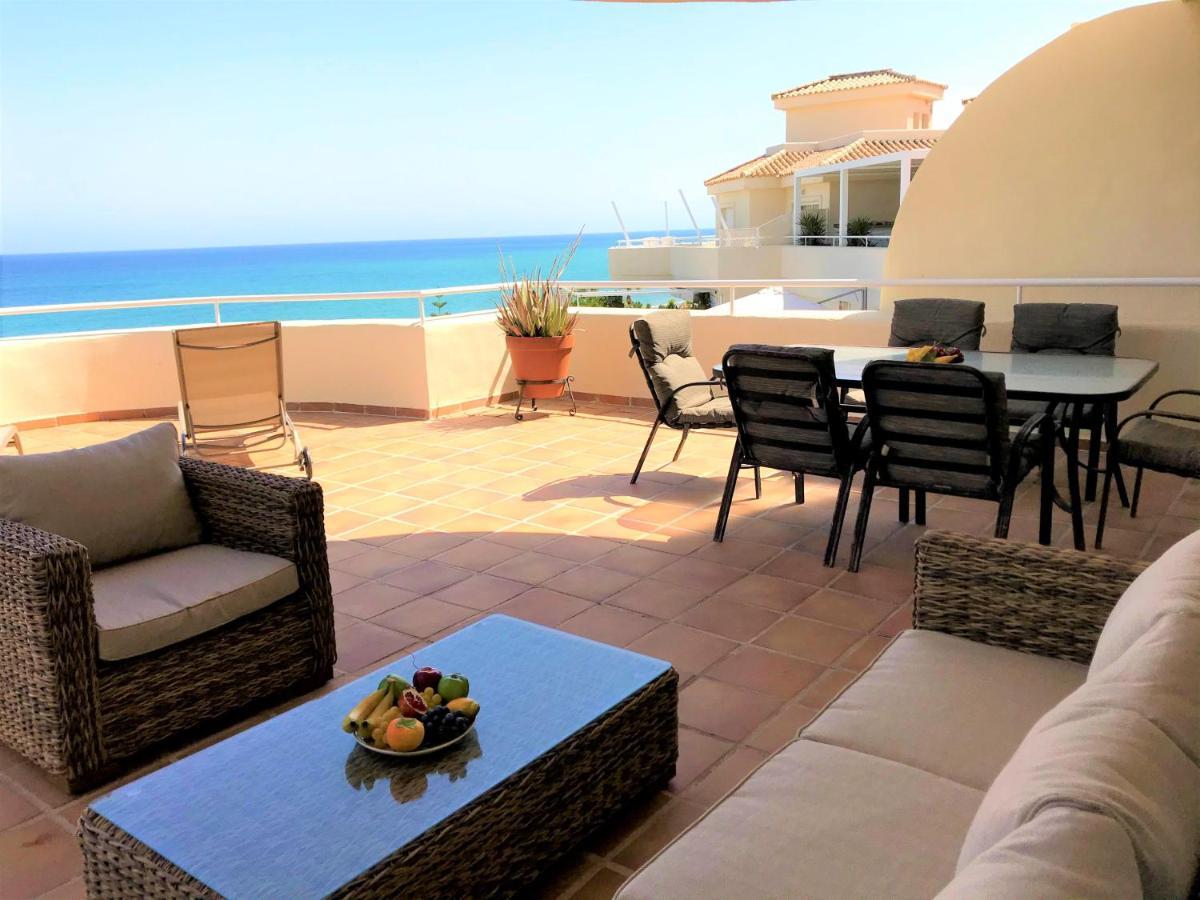 Penthouse Bermuda Beach 2 Естепона Екстериор снимка