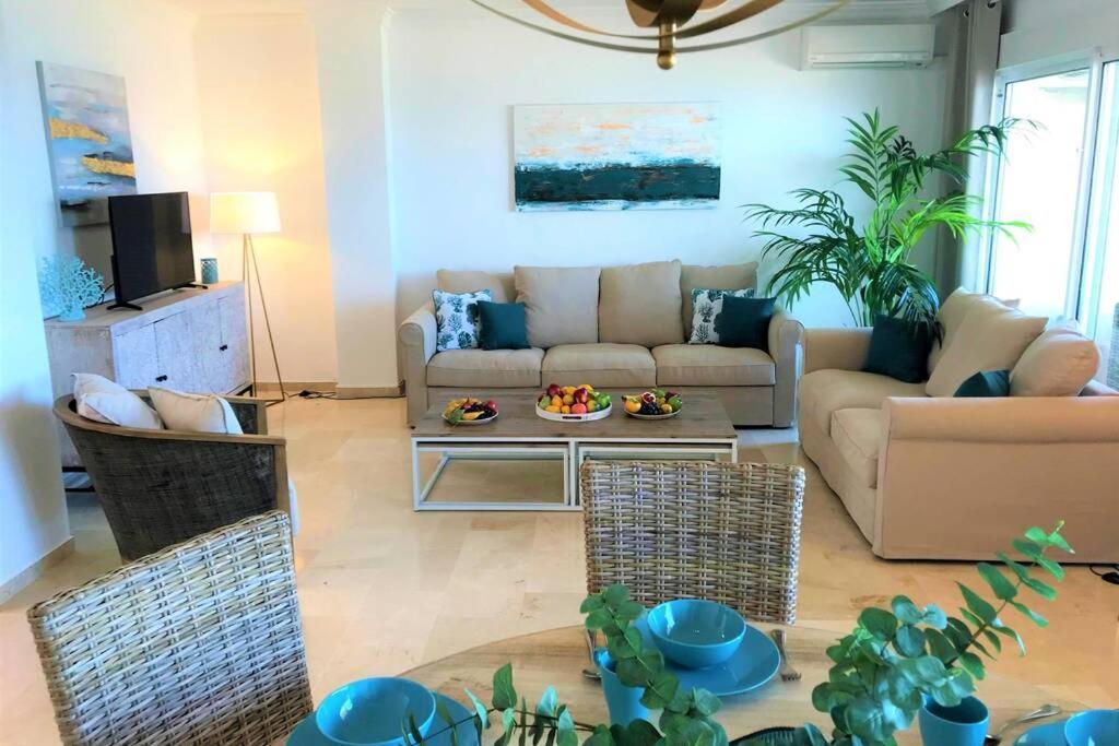 Penthouse Bermuda Beach 2 Естепона Екстериор снимка