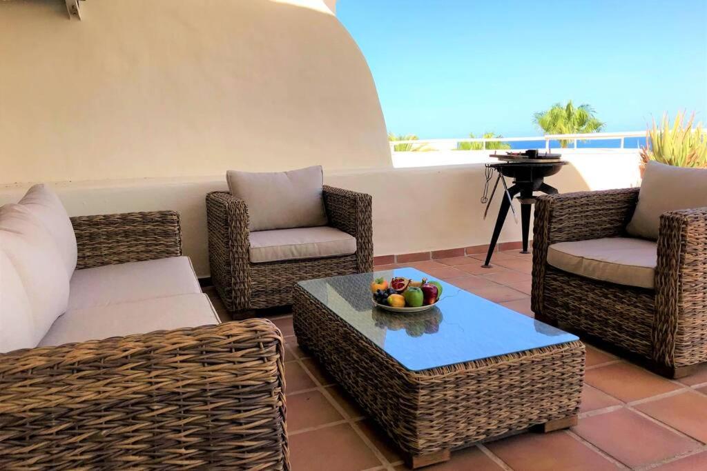 Penthouse Bermuda Beach 2 Естепона Екстериор снимка