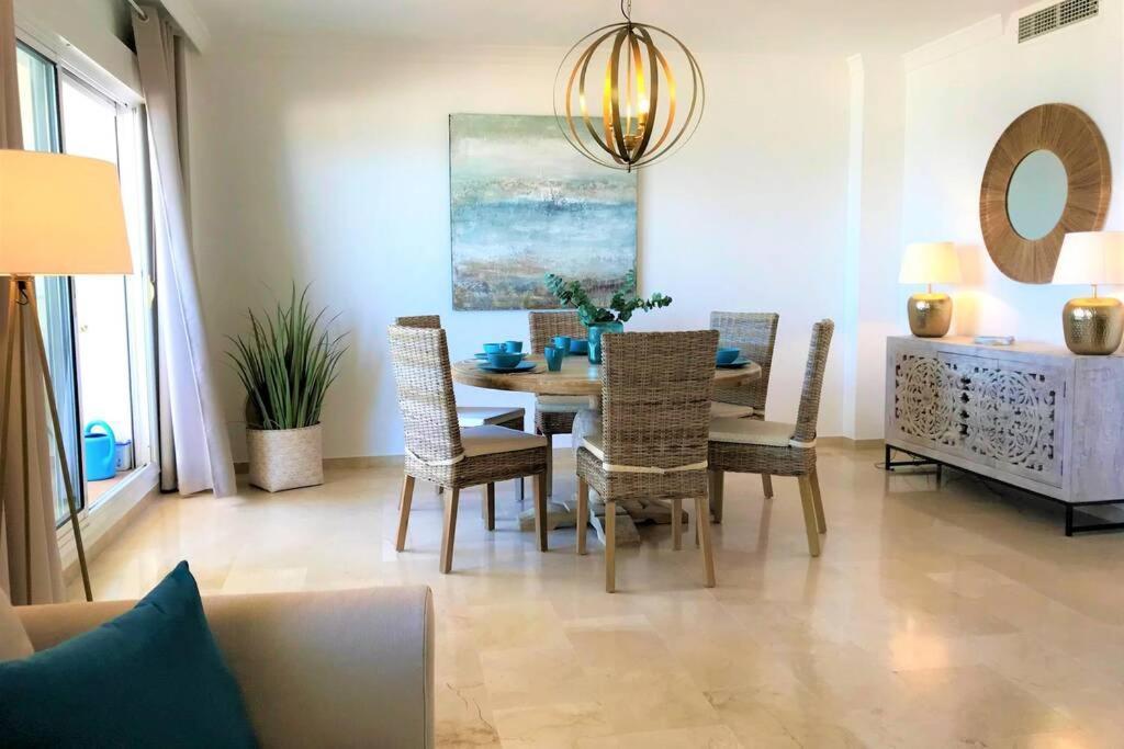 Penthouse Bermuda Beach 2 Естепона Екстериор снимка