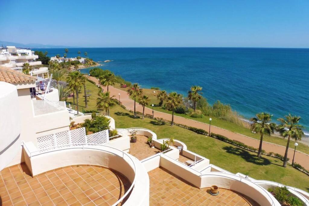 Penthouse Bermuda Beach 2 Естепона Екстериор снимка