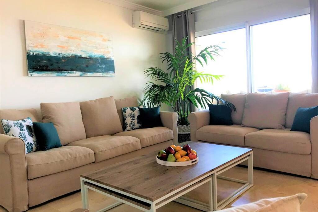 Penthouse Bermuda Beach 2 Естепона Екстериор снимка