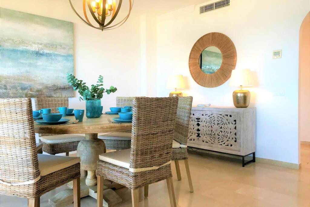 Penthouse Bermuda Beach 2 Естепона Екстериор снимка